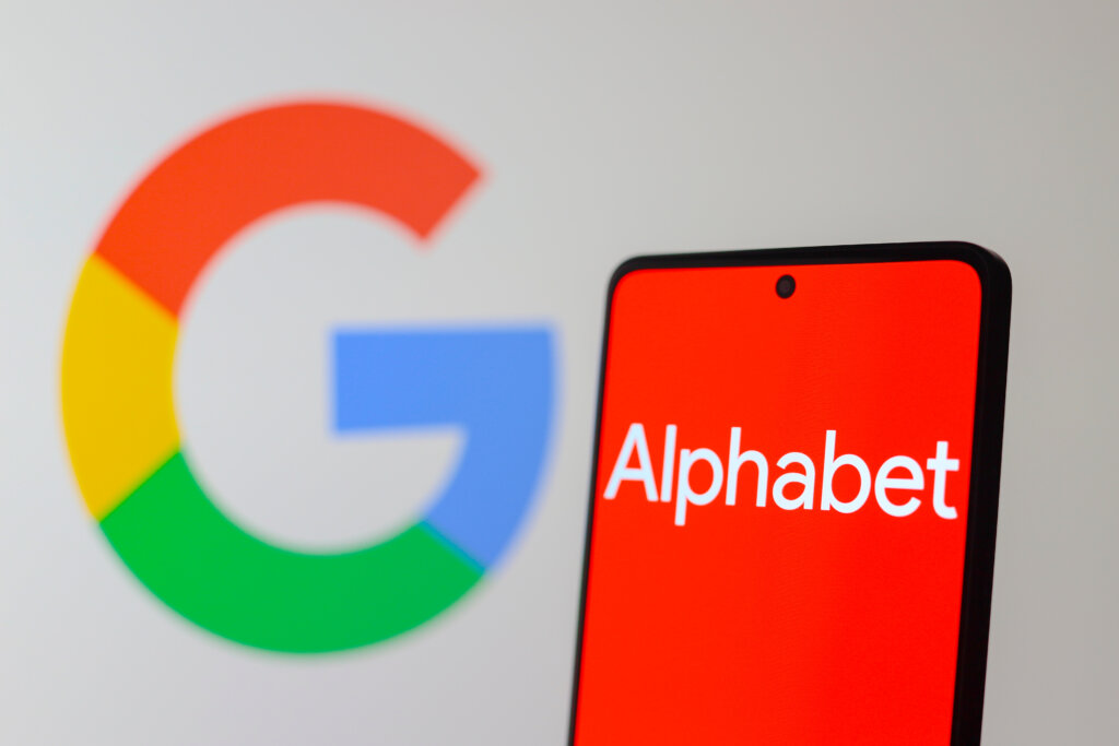 Alphabet’s Bond Sale Raises $32B to Fund AI Efforts