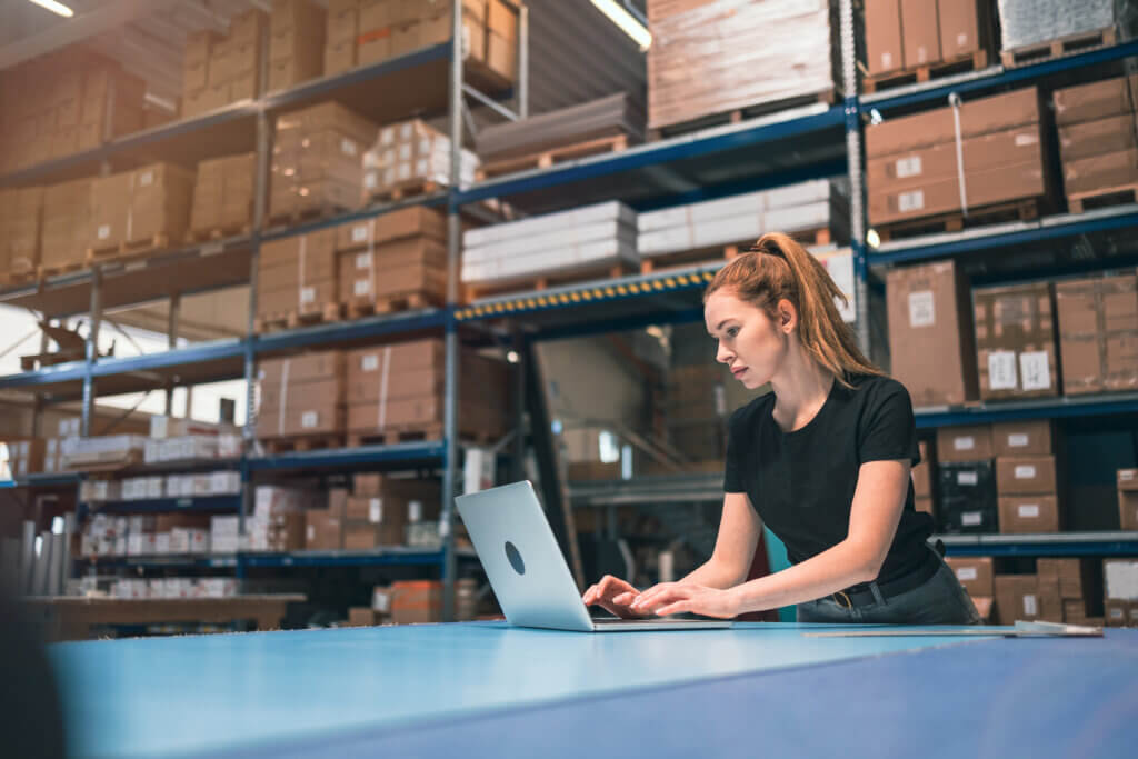 13 Best AEO Agencies for eCommerce Brands in 2026